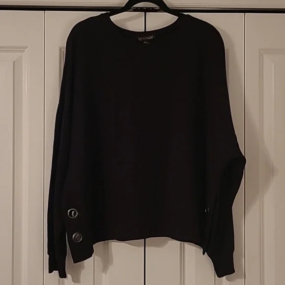 Renuar Black Oversized Sweater with Side Grommets - Picture 2 of 6